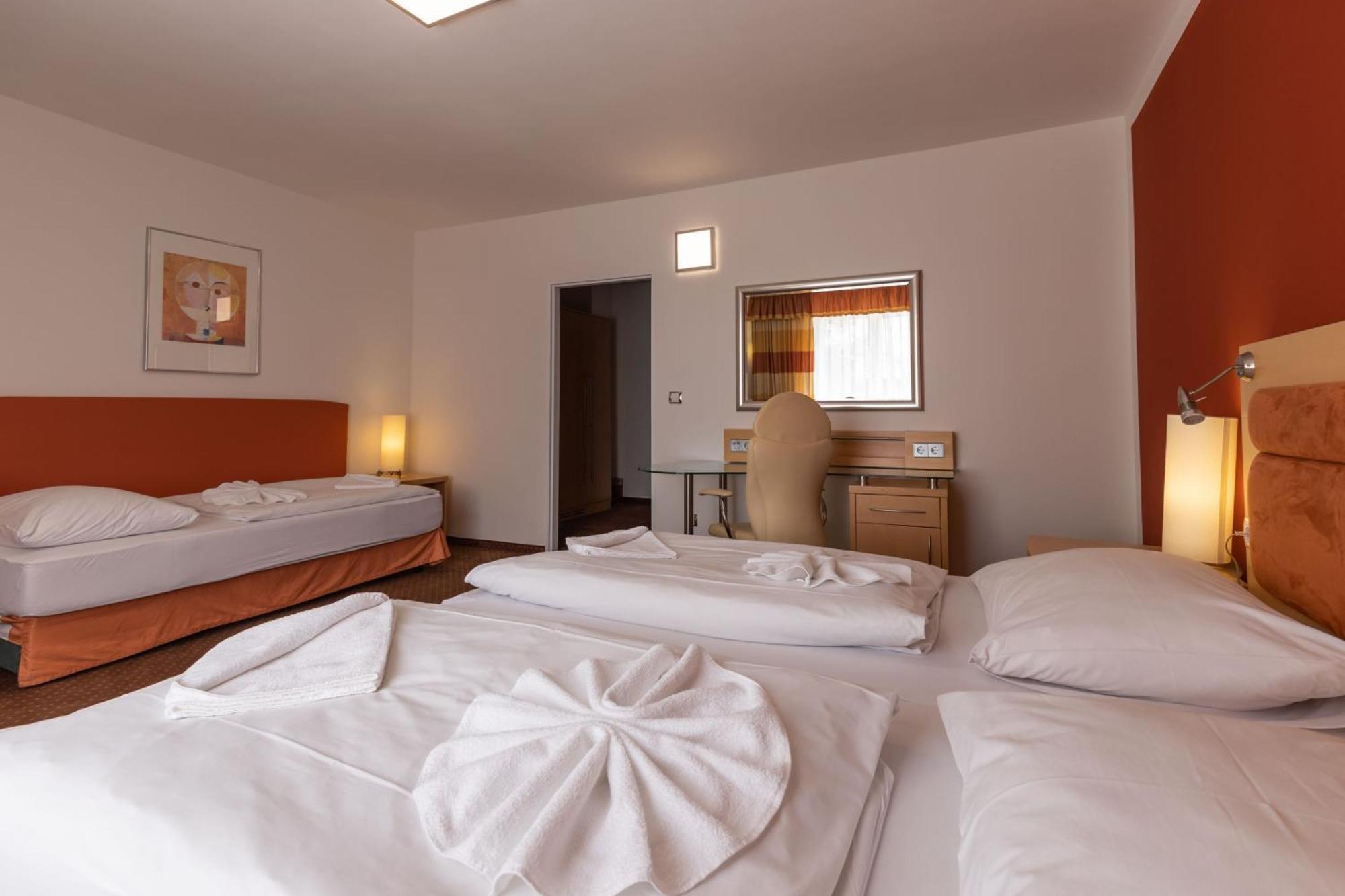 Active & Wellness Hotel Subterra Ostrov  Chambre photo