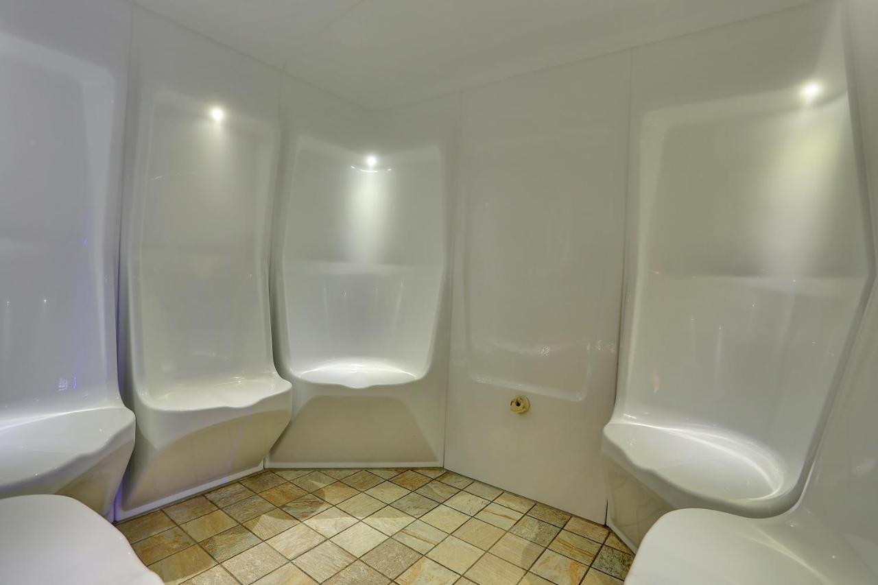 Active & Wellness Hotel Subterra Ostrov  Extérieur photo